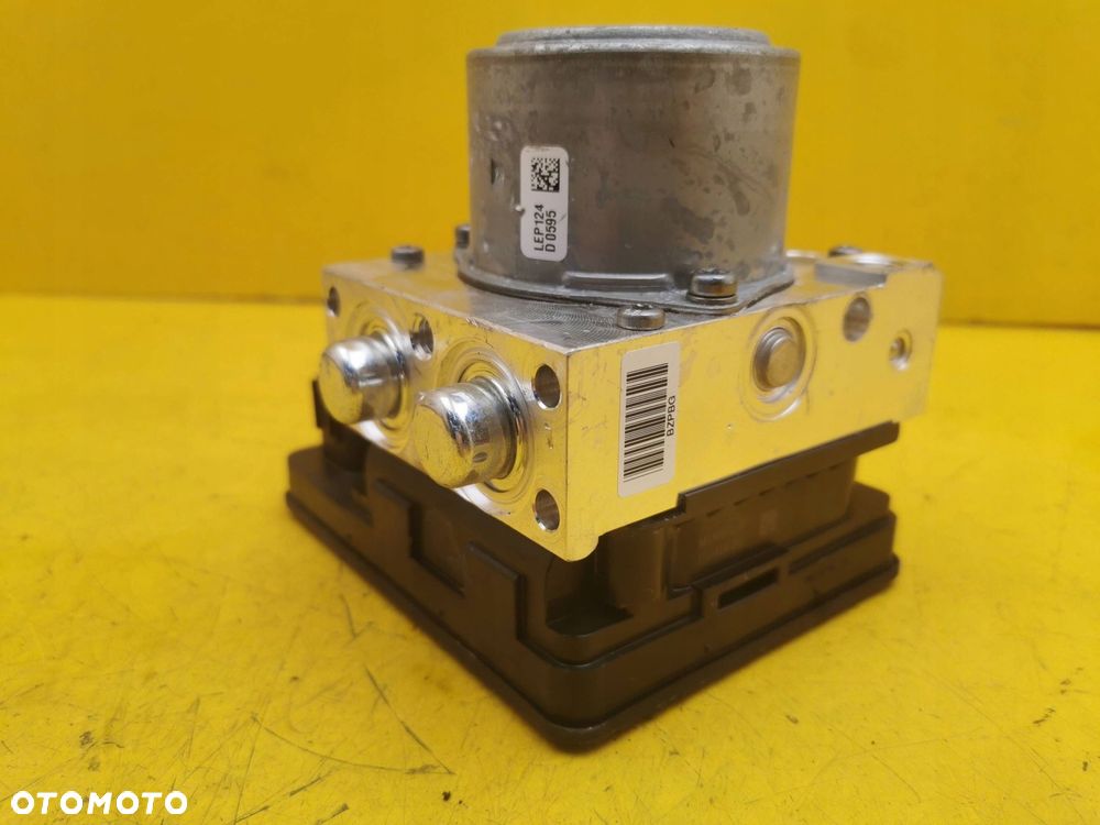 Mercedes-Benz C W205 POMPA ABS A2059004449 - 5