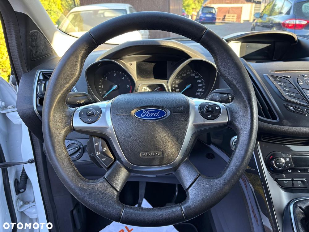Ford Kuga 2.0 TDCi 4x4 Titanium - 19
