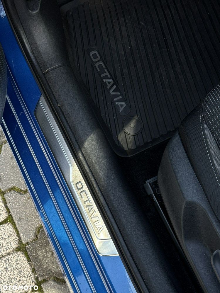 Skoda Octavia - 35