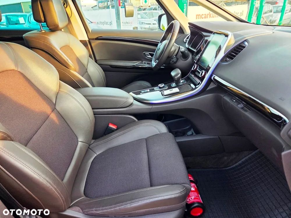 Renault Espace 1.6 dCi Energy SL Techno EDC 7 os - 31