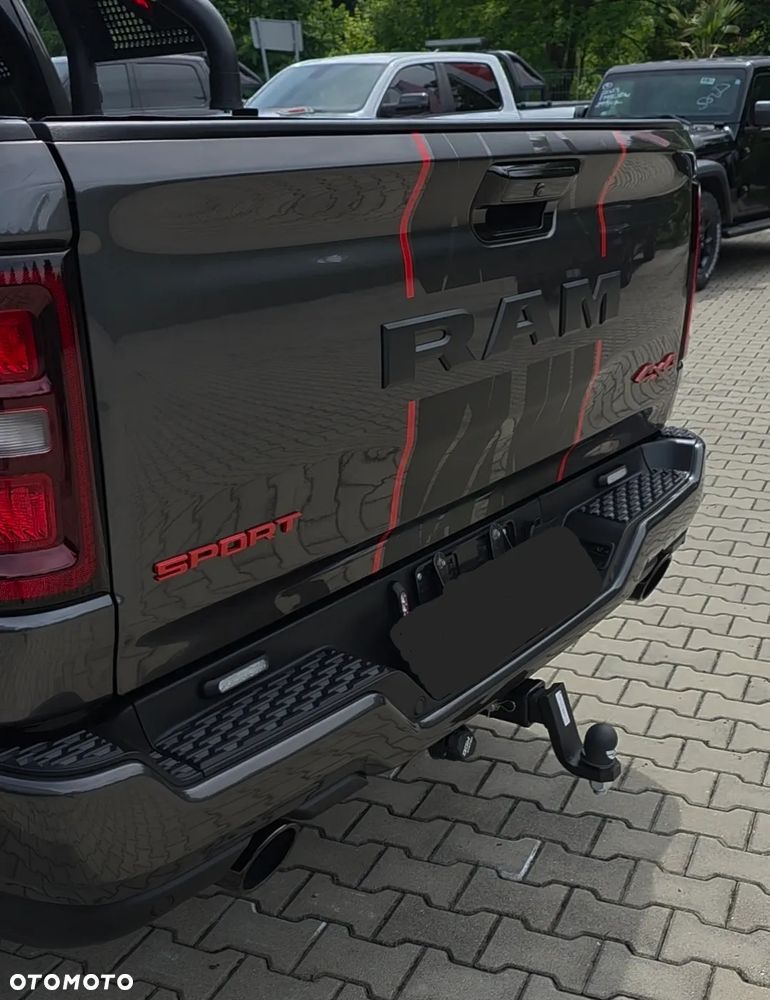 Dodge RAM - 6