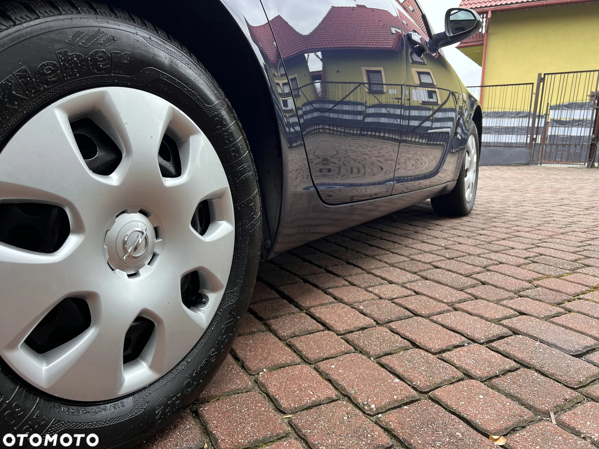 Opel Insignia 1.8 Sports Tourer Edition - 18