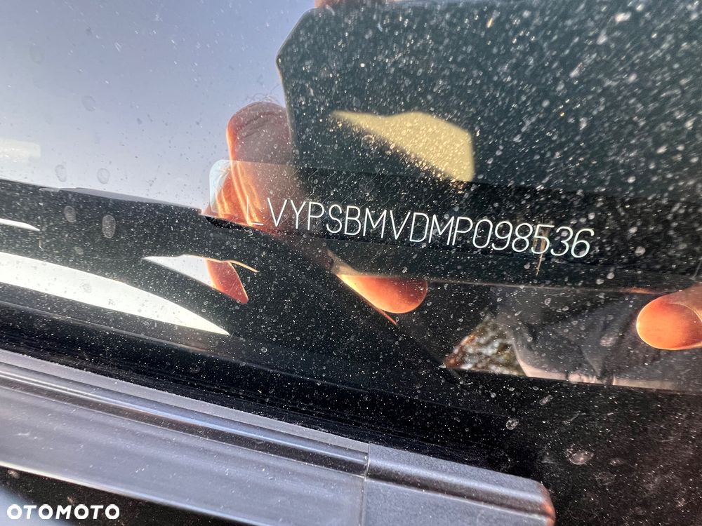 Volvo S90 T8 AWD Plug-In Hybrid R-Design - 26
