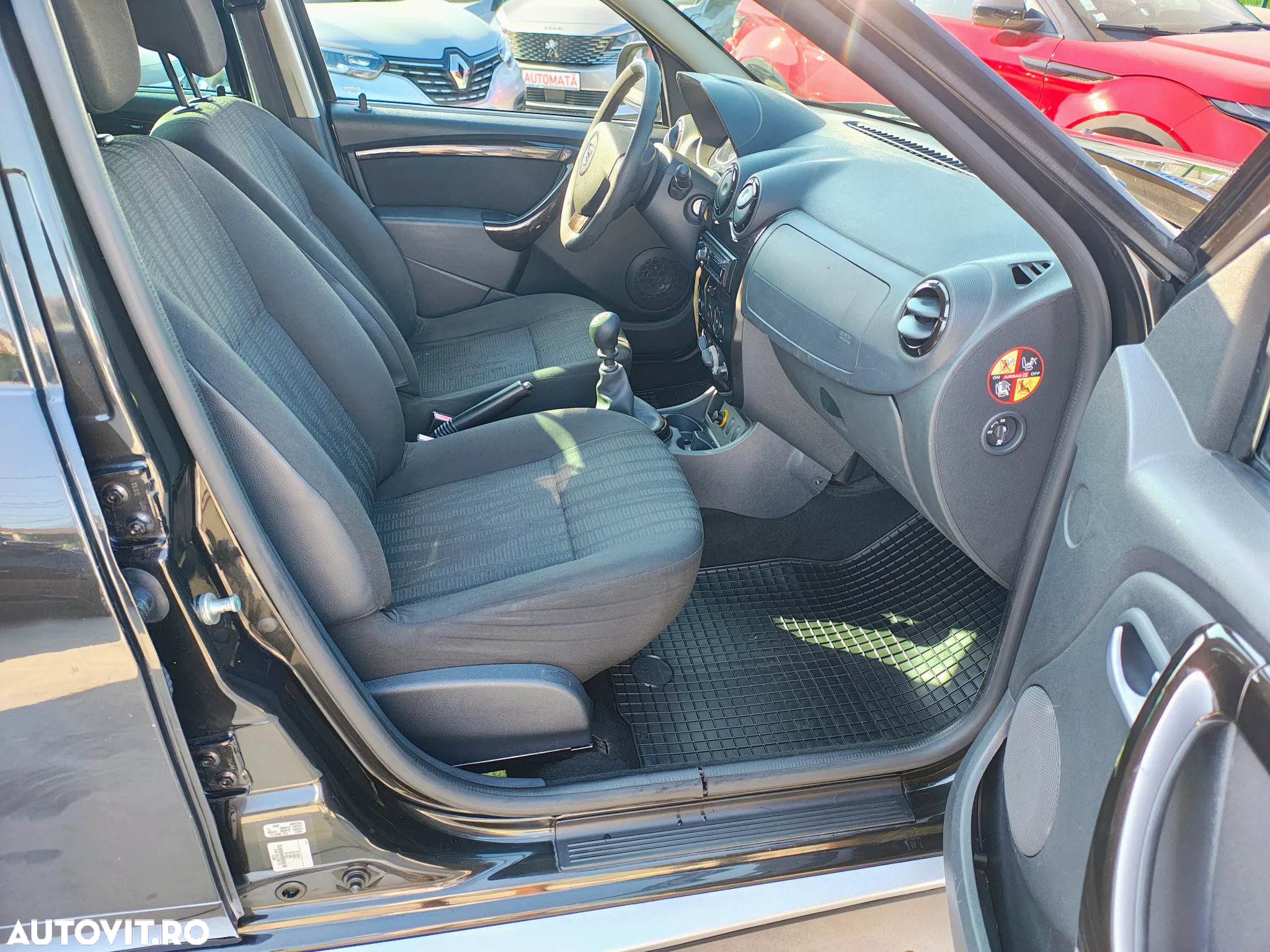 Dacia Duster 1.5 dCi 4x2 Laureate - 10