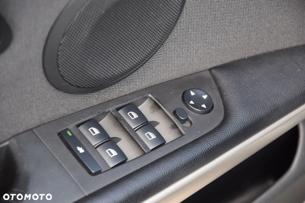BMW Seria 3 - 22