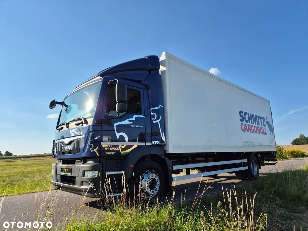 MAN TGM 18.290 18.250 Carrier 1950 D/E z Holandii / TOP STAN / 7.5m / 18 palet / winda + drzwi boczne / OKAZJA - 11