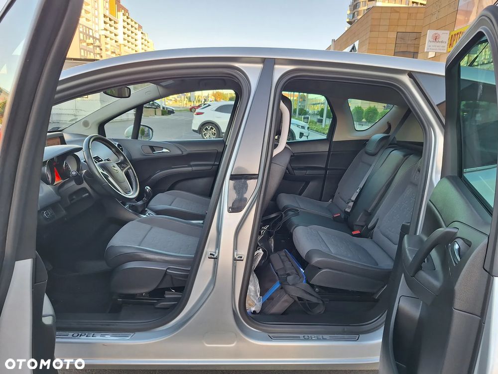 Opel Meriva - 8
