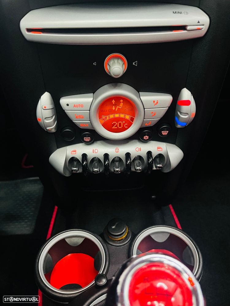 MINI 3 Portas Cooper D - 38