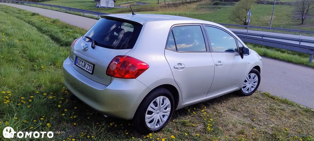 Toyota Auris 1.6 VVT-i Sol - 9