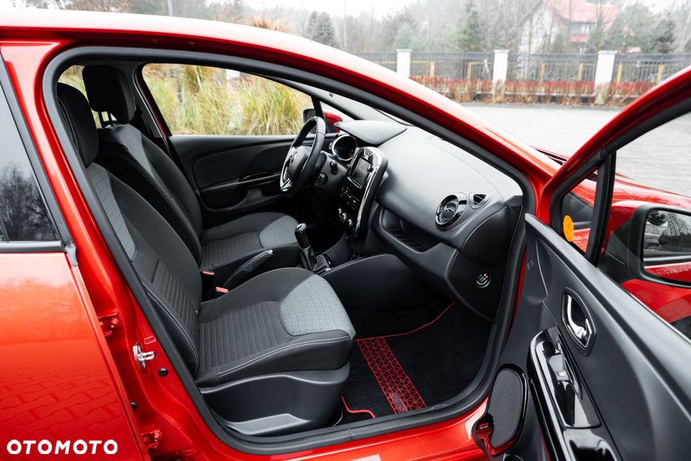 Renault Clio TCe 90 Limited - 26