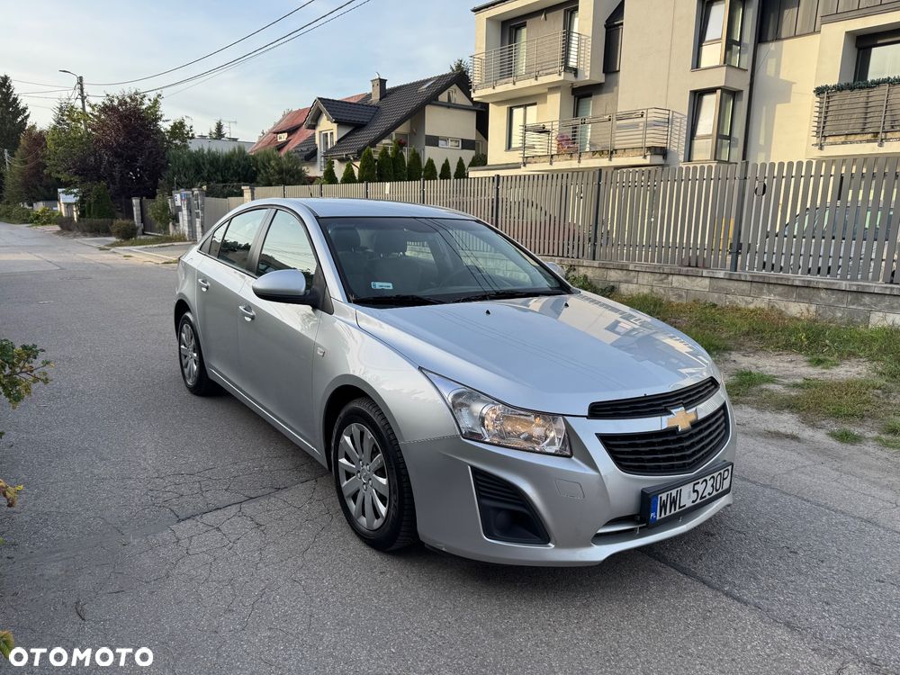Chevrolet Cruze 1.6 - 30