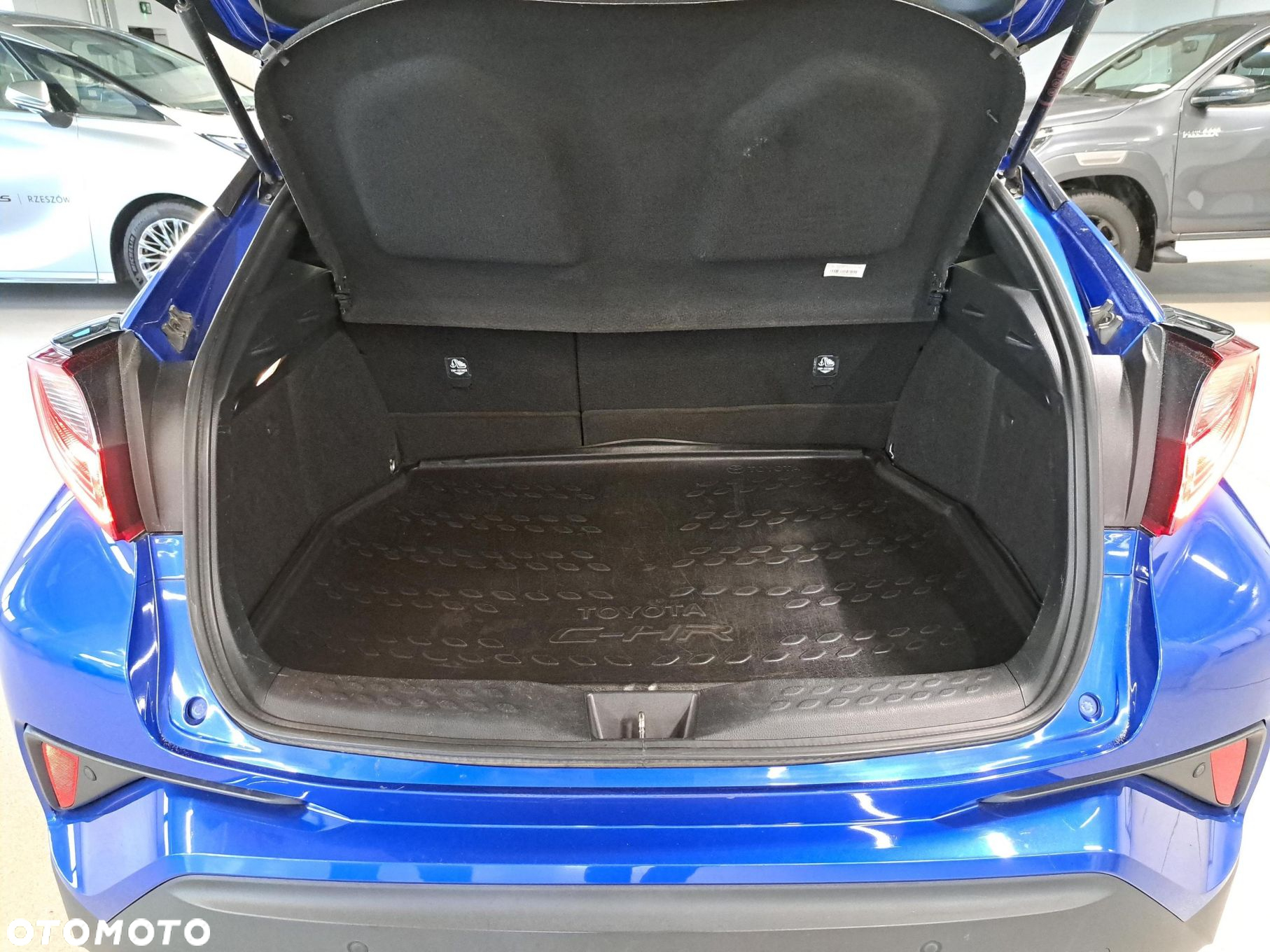 Toyota C-HR - 13