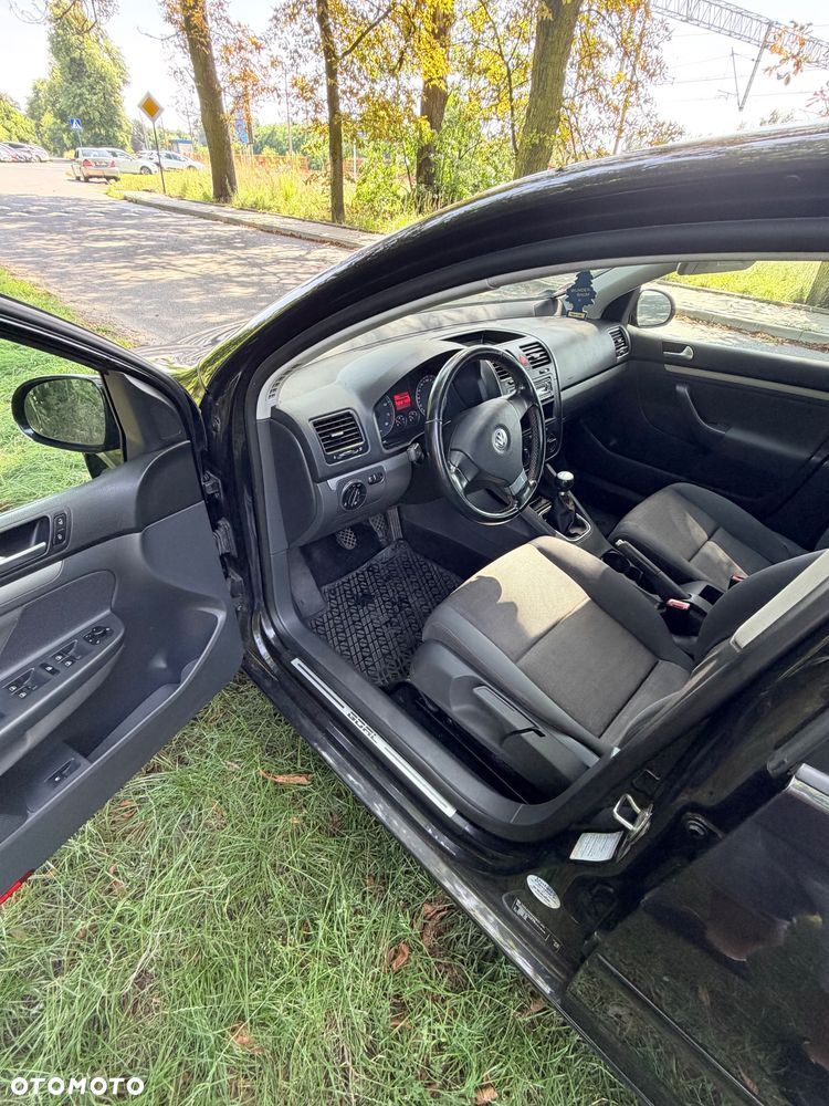 Volkswagen Golf 1.6 Goal - 9