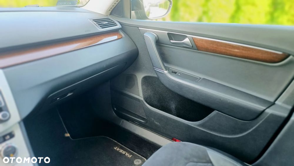 Volkswagen Passat 2.0 TDI Highline DSG - 13