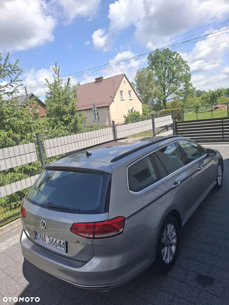 Volkswagen Passat 1.6 TDI (BlueMotion Technology) Comfortline - 19