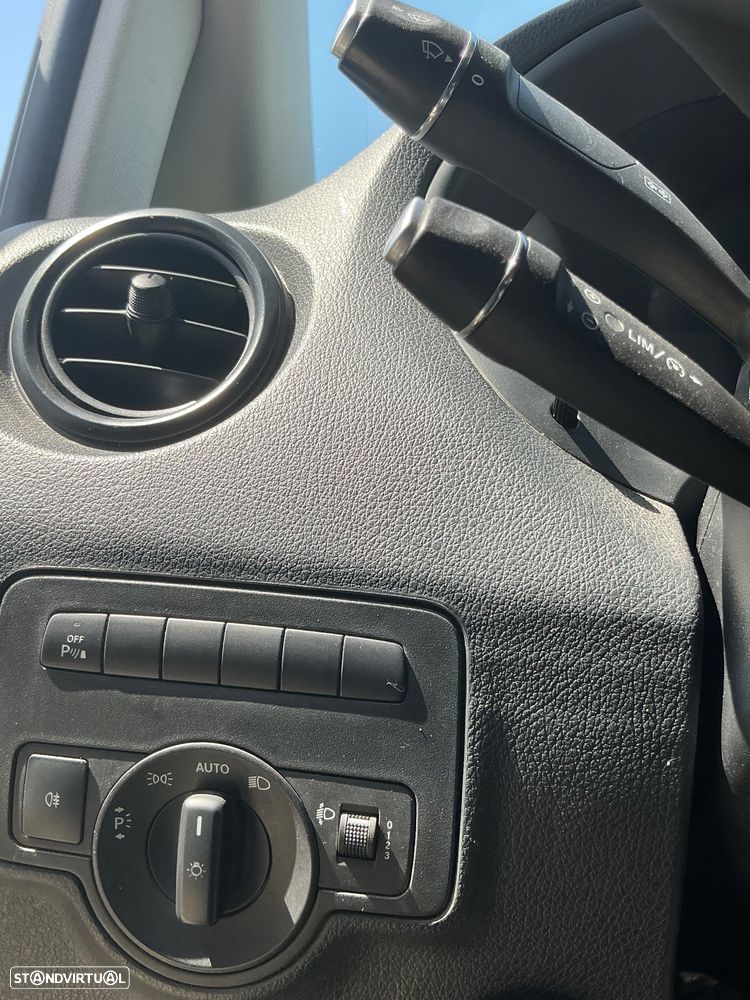 Mercedes-Benz Vito - 23