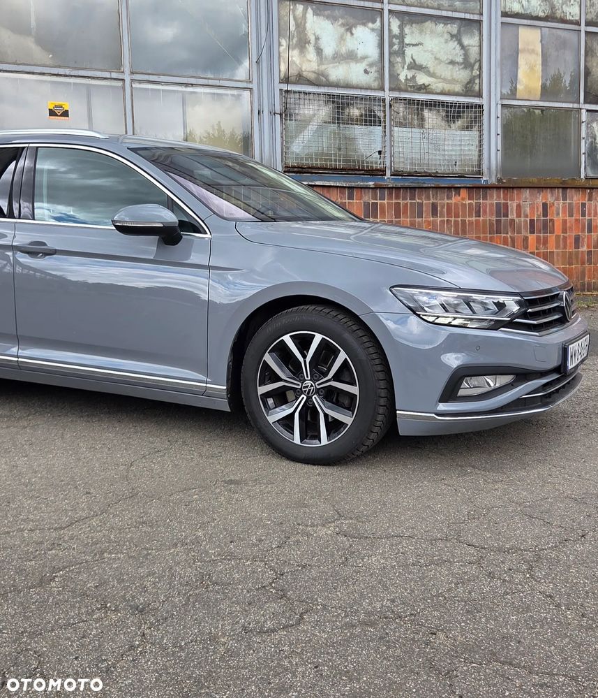 Volkswagen Passat 2.0 TDI Elegance DSG - 13