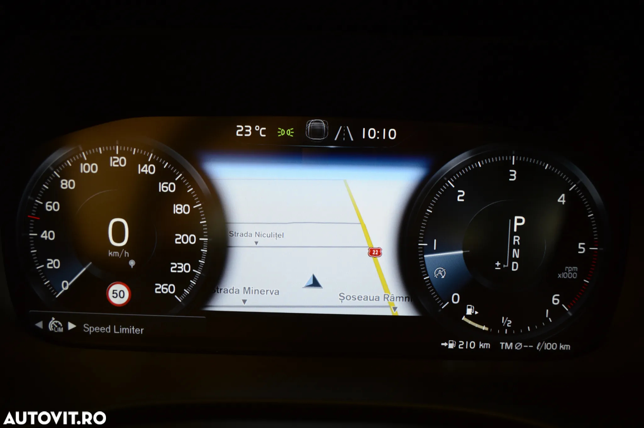 Volvo XC 60 D4 AWD Geartronic RDesign - 28