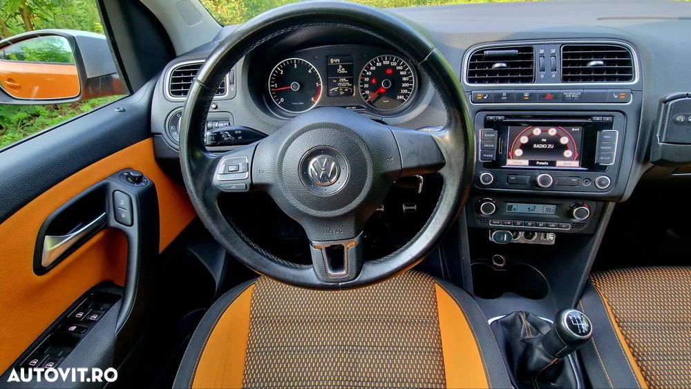 Volkswagen Polo 1.6 TDI Cross - 30