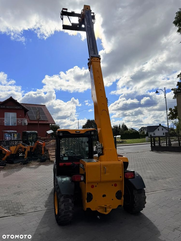 JCB 525-60 Hi Viz - 17