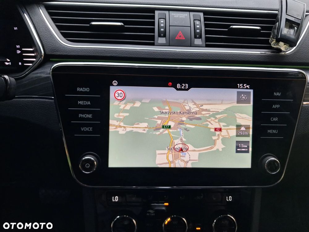 Skoda Superb 1.5 TSI ACT DSG Ambition - 29