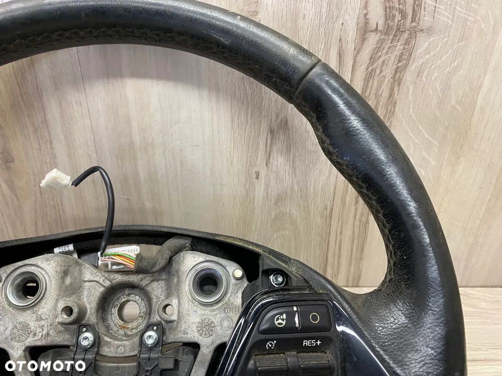 KIEROWNICA MULTIFUNKCJA KIA CEED II 56110-A2855AHV - 4
