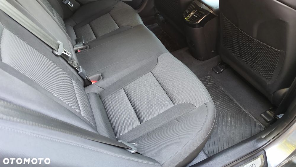 Hyundai i40 1.7 CRDi Comfort - 25