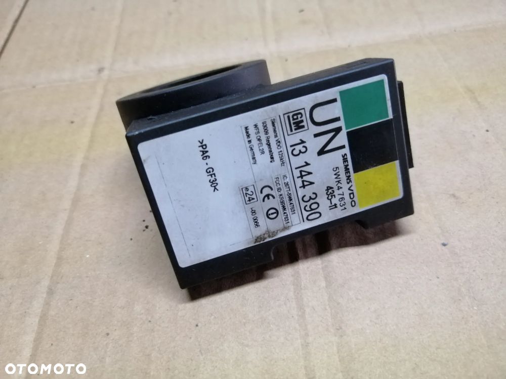 Opel Corsa C 1.0 12V Z10XEP Climatronic zestaw startowy komputer 0261208393 stacyjka 2 klucze immo moduł komfortu i inne - 15