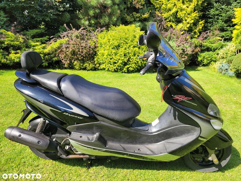 Yamaha Majesty - 11