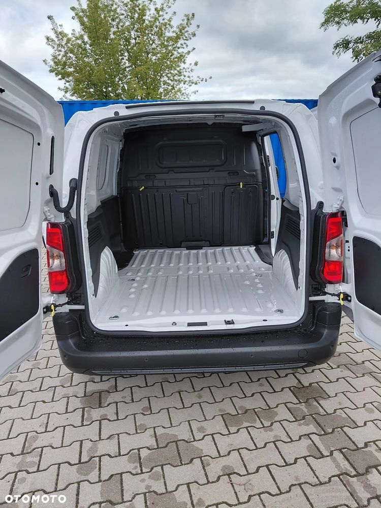 Opel Combo Cargo Furgon M Benzyna 110KM Manual - 10