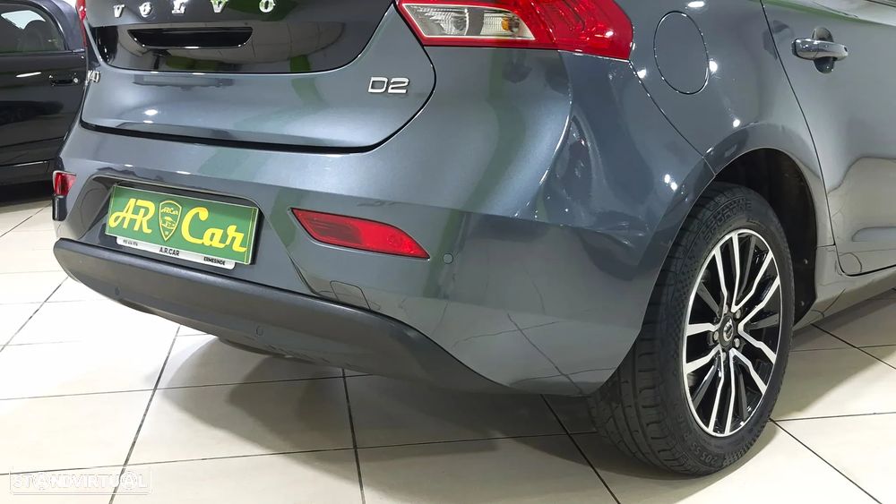 Volvo V40 1.6 D2 Eco Kinetic - 21