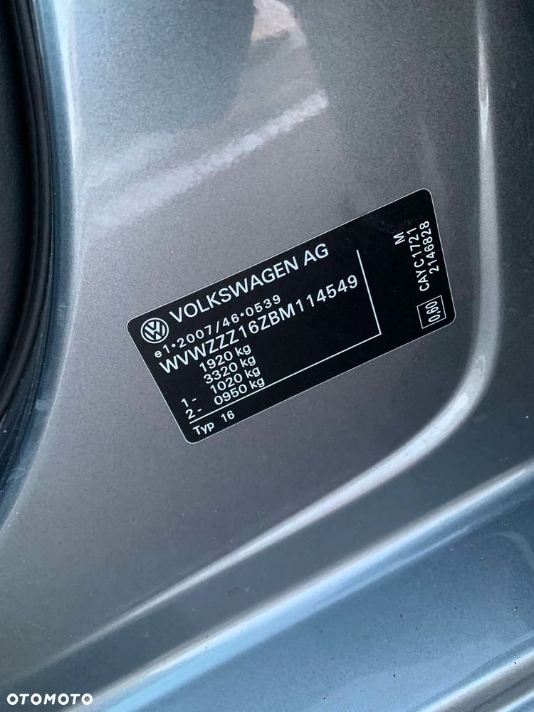 Volkswagen Jetta 1.6 TDI DSG Highline - 24