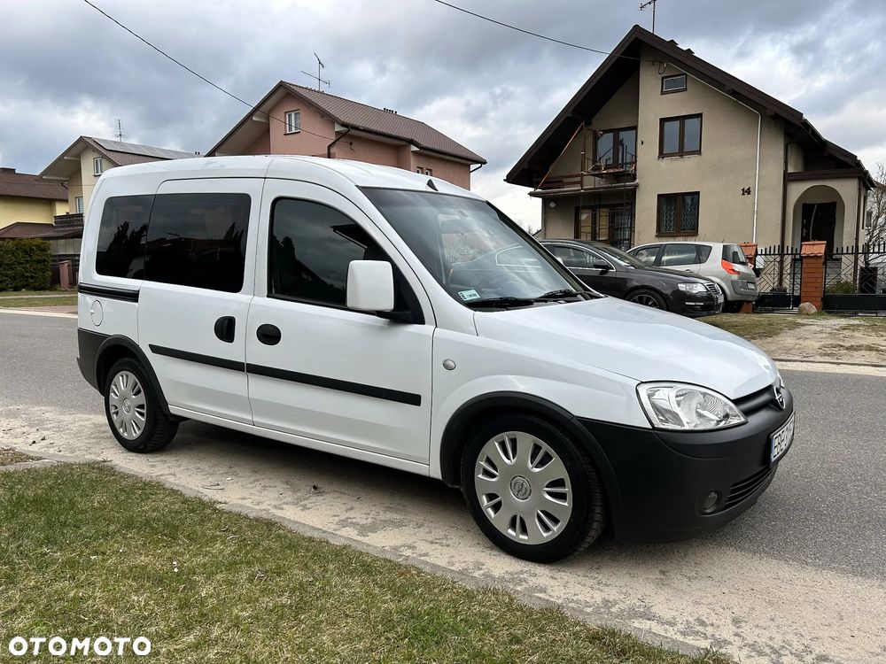 Opel Combo - 1