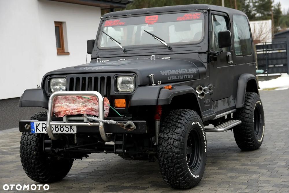 Jeep Wrangler - 11