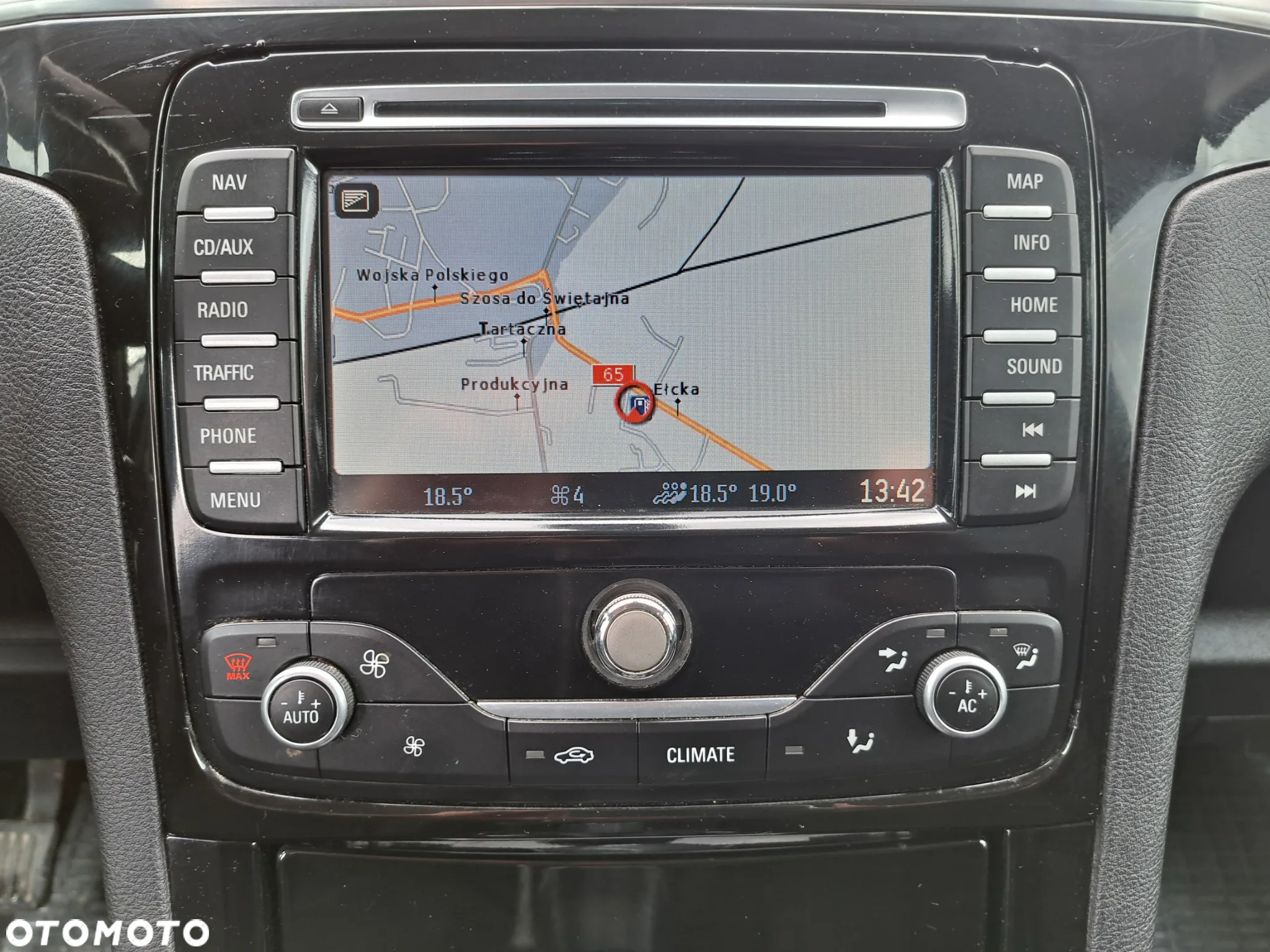 Ford Galaxy - 17