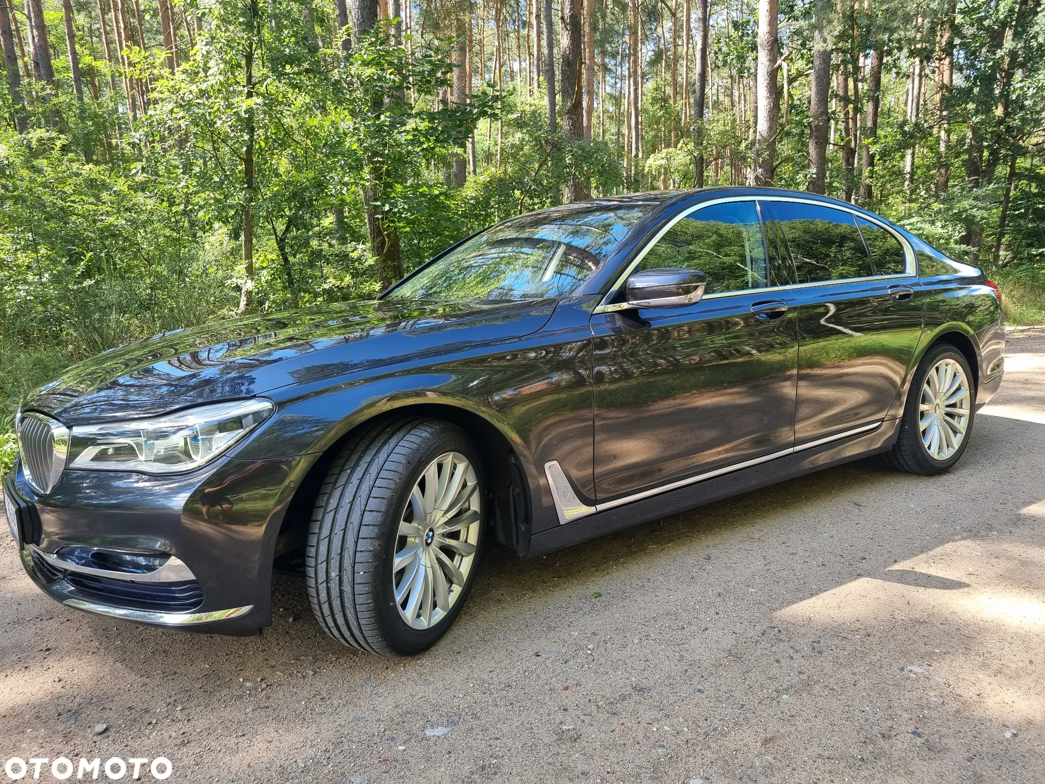 BMW Seria 7 730d xDrive - 34