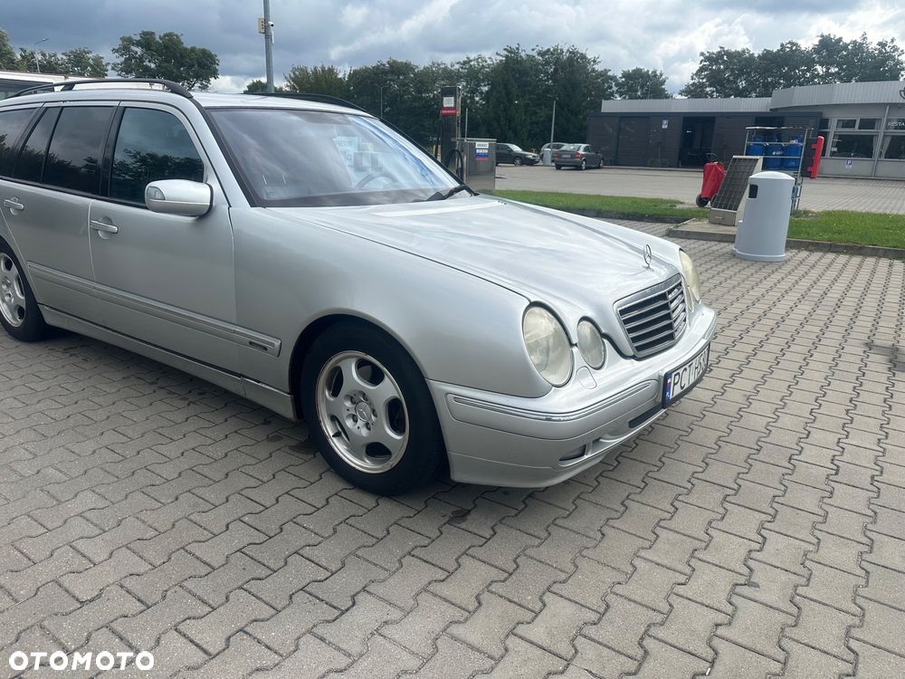 Mercedes-Benz Klasa E - 7