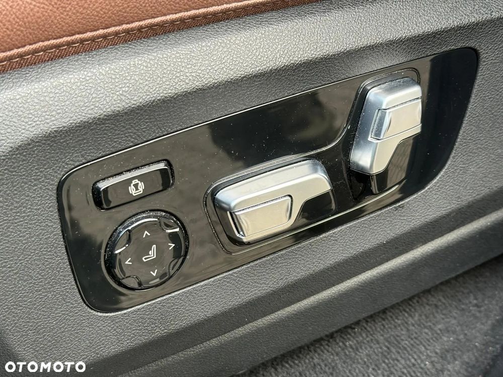 BMW X5 xDrive45e - 22