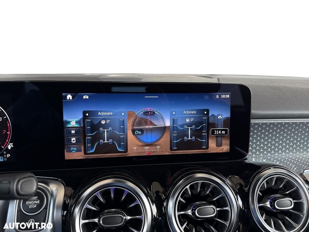 Mercedes-Benz GLB - 21