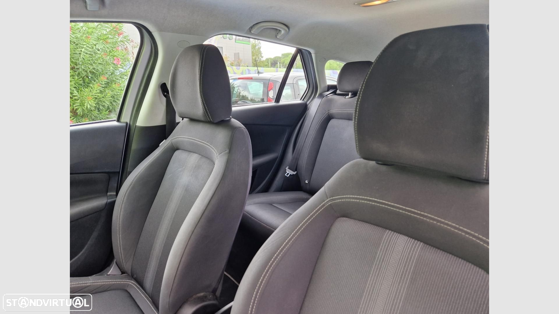 Fiat Tipo 1.4 Pop - 9