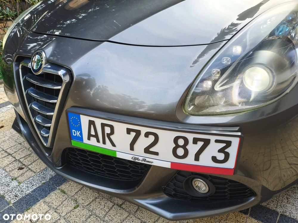 Alfa Romeo Giulietta 2.0 JTDM 16V - 19