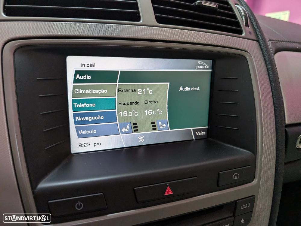 Jaguar XK 4.2 V8 Convertible - 17