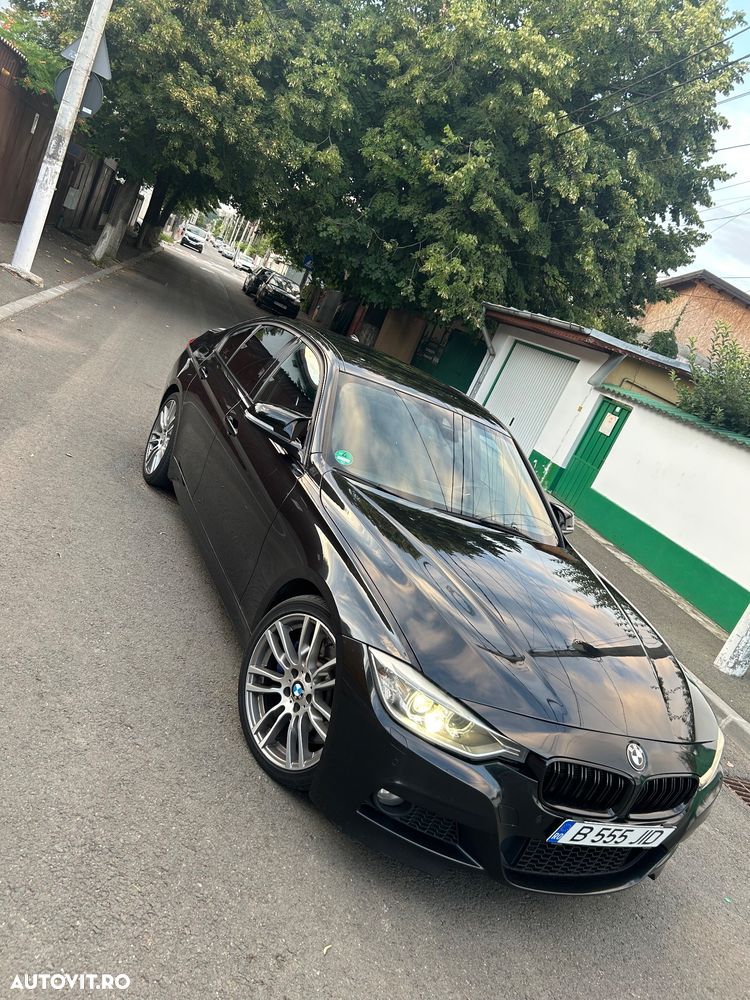 BMW Seria 3 330d AT M Sport - 12