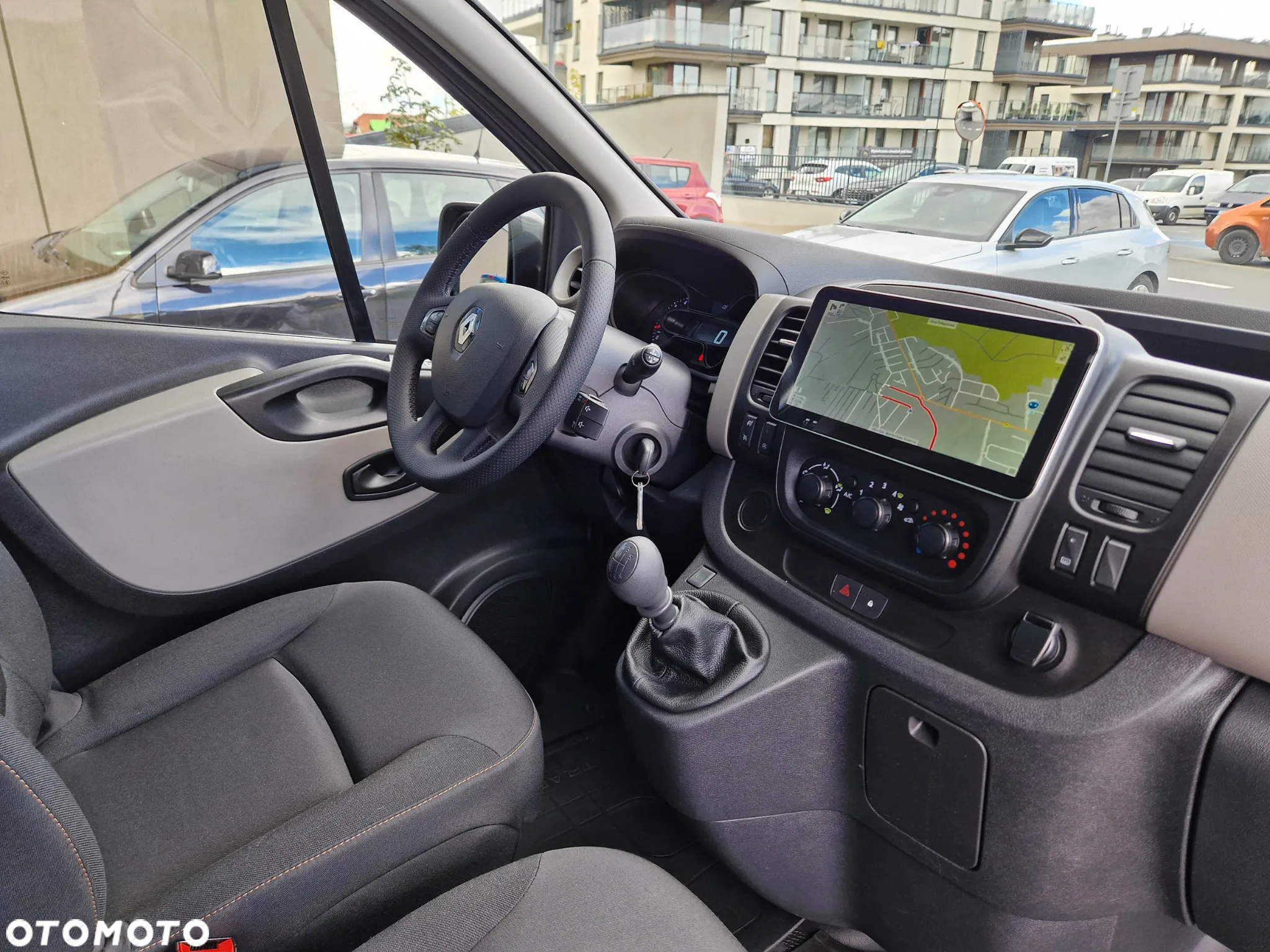 Renault Trafic Grand SpaceClass 1.6 dCi - 21