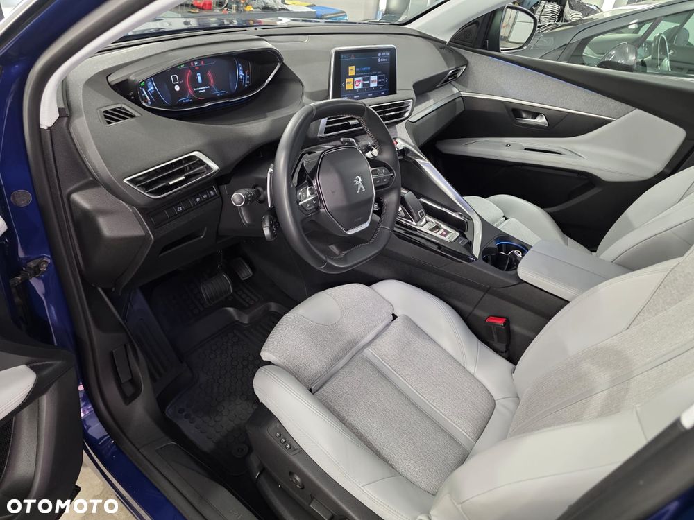 Peugeot 3008 1.6 PureTech GPF Allure S&S EAT8 - 18
