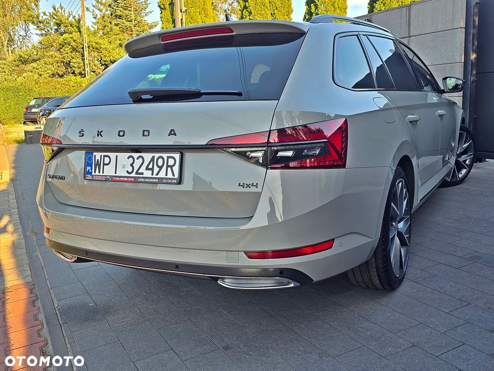 Skoda Superb 2.0 TDI 4x4 DSG Sportline - 11