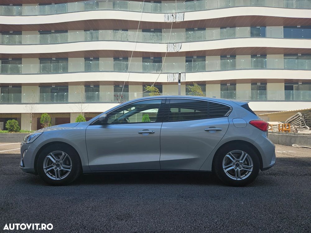Ford Focus 1.0 EcoBoost Trend Edition - 3