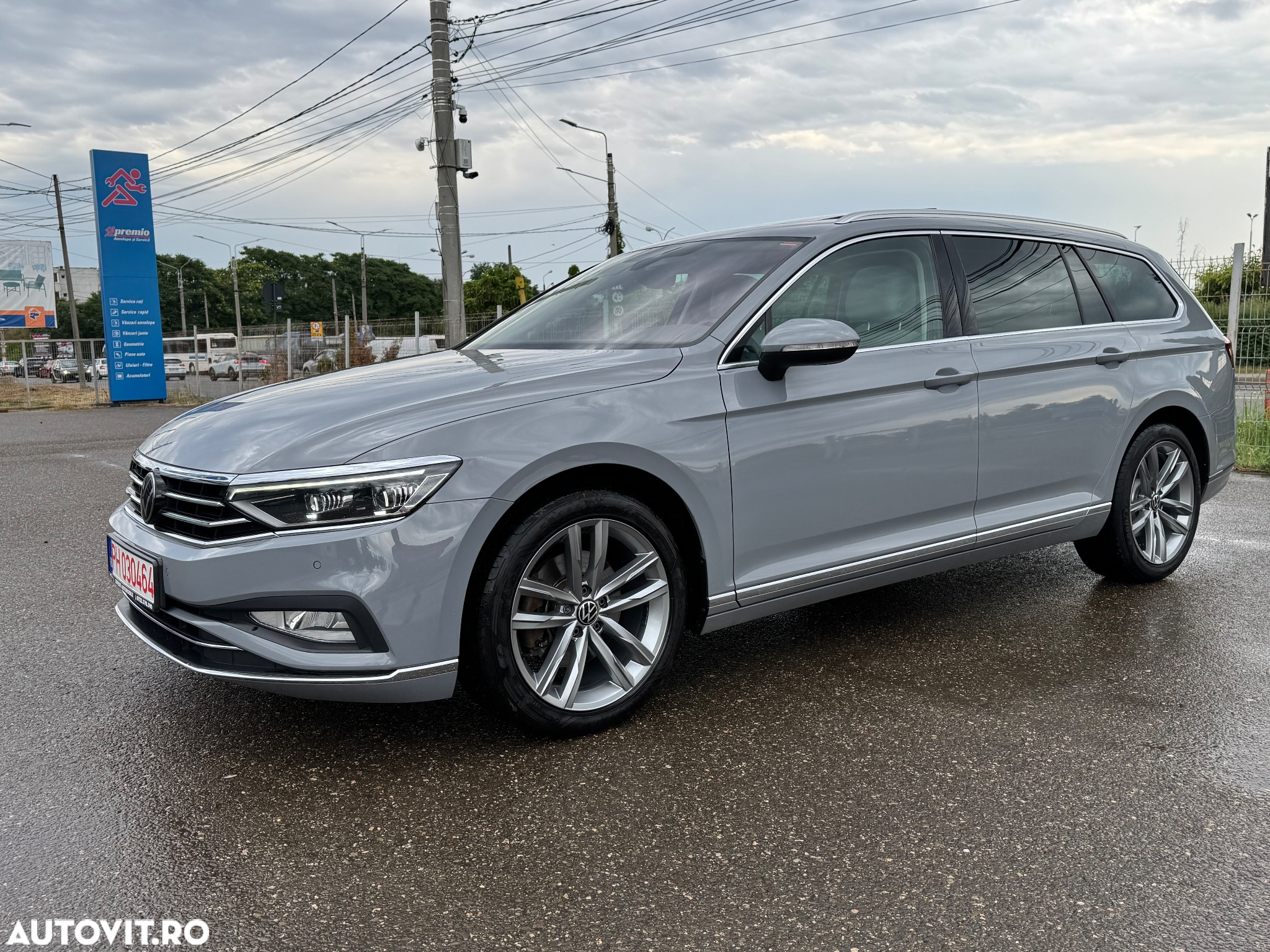 Volkswagen Passat Variant 2.0 TDI SCR DSG Elegance - 13