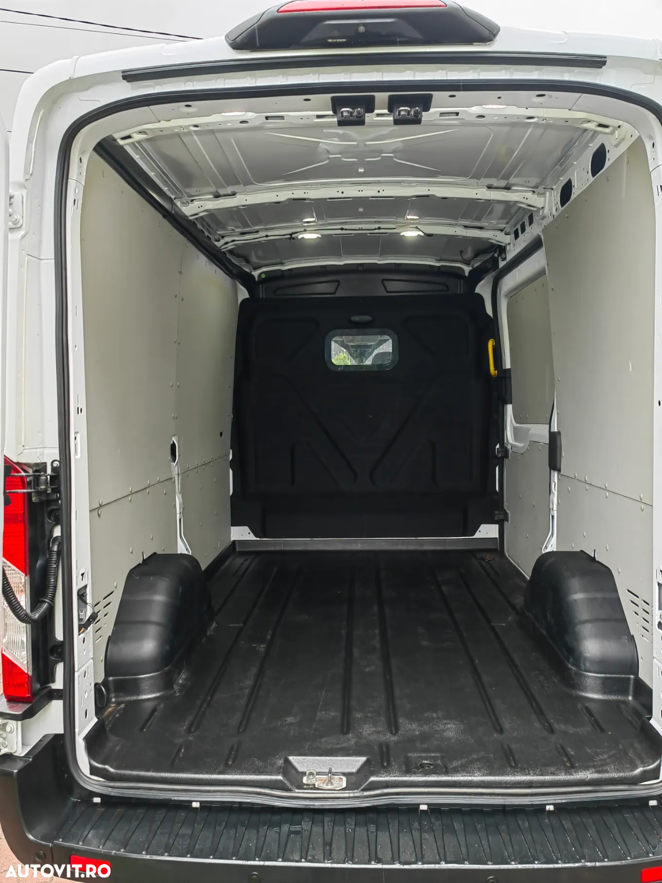 Ford Transit - 16