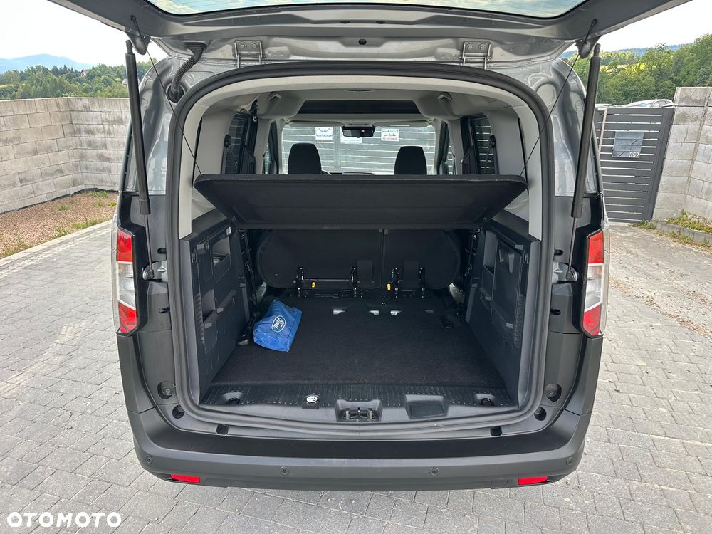 Ford Tourneo Courier 1.0 EcoBoost Titanium - 18